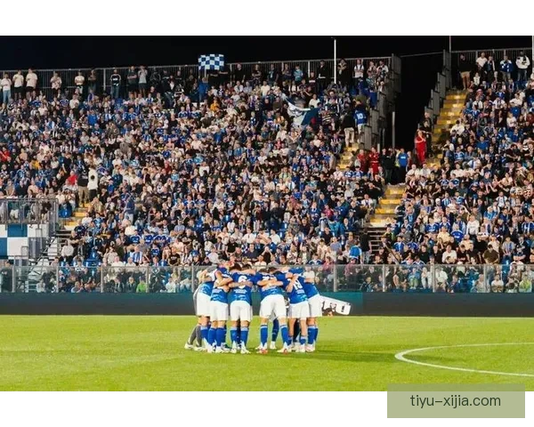 十人科莫一比二不敌佛罗伦萨