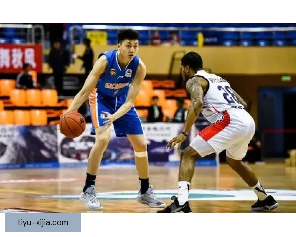 凯弗-赛克斯回归广州男篮阵容 凯弗-赛克斯回归广州男篮阵容